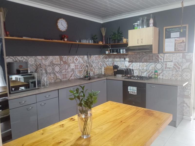 3 Bedroom Property for Sale in Pelikan Park Western Cape